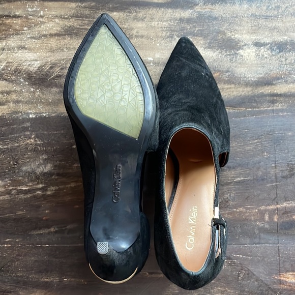 NWOT Calvin Klein size 9 Suede Bootie with side buckle - Picture 8 of 16